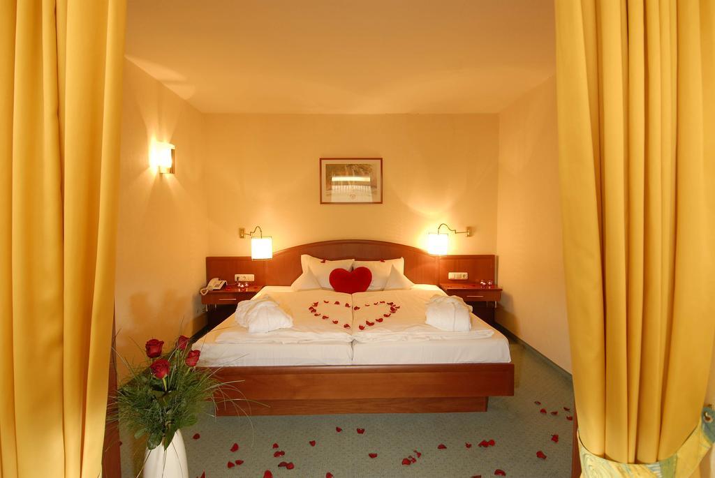 Balladins Superior Hotel Gutsmann Bad Bramstedt Room photo